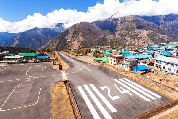 Mountain flights in Nepal